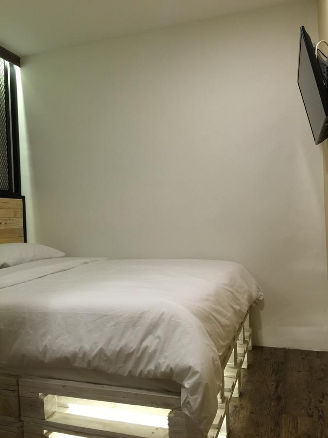 The Oikos Hotel Понтиан Кечил Екстериор снимка