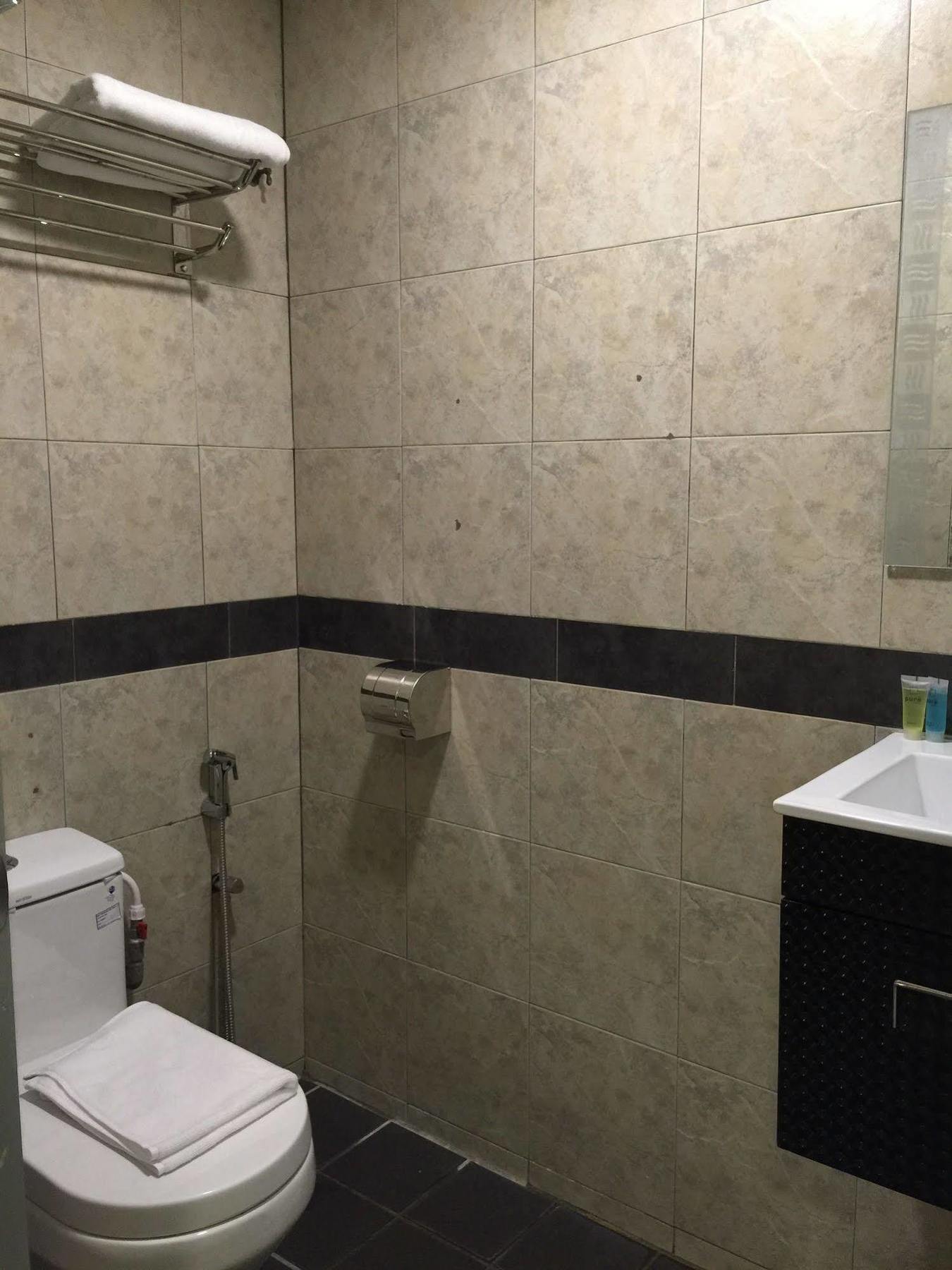 The Oikos Hotel Понтиан Кечил Екстериор снимка